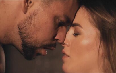 Бармен знает, что нужно пьяненьким посетительницам