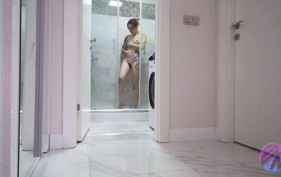 Одно слово и ты на члене