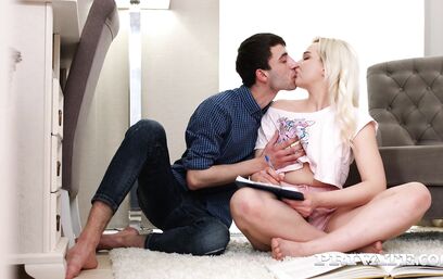 Учеба подождет, пока девочка натрахается