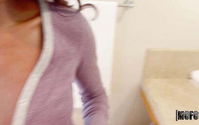 Проверка на профпригодность будущего порно актера