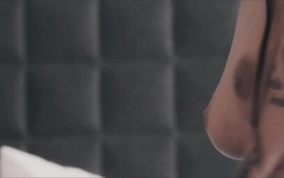 Чужая пися всегда сильнее манит