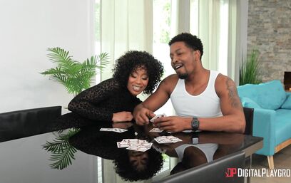 Оргазмы не проблема, когда член большой