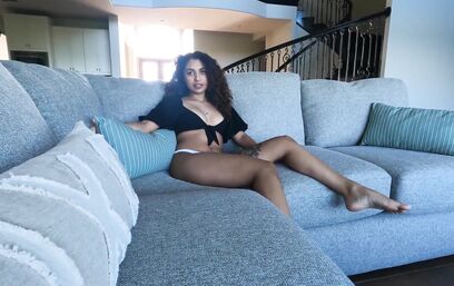 Старлетка - это тебе не шалава