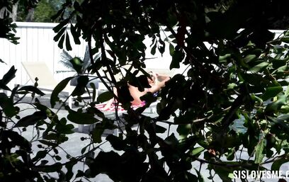 Необузданная страсть сводной сестры