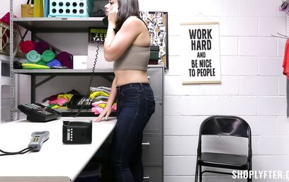 Хулиганство должно наказываться сексом