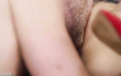 Угостить таксиста писей, да запросто!