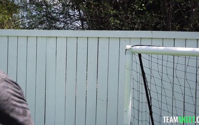 Девушка должна кончать, а не тренироваться