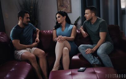 Если разок, то можно и друга пустить в тройничок