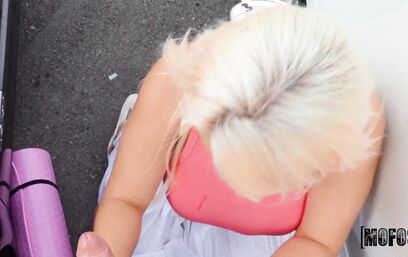 Не каждой бабе нужно платить за секс