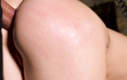 Побыть рабыней порой полезно для оргазмов