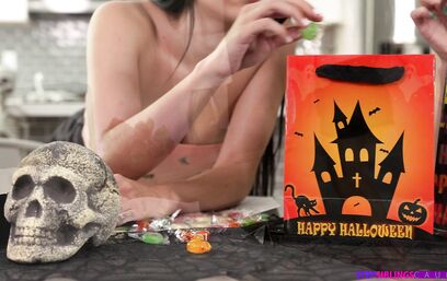 Чем может закончиться эротичный фотосет со сводным братом?