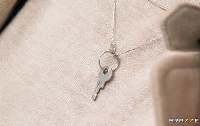 Хватит ругаться, давай я лучше тебя выебу!