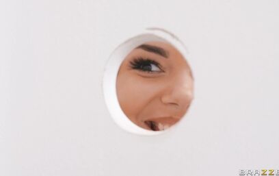 Да эта больница точно под эгидой Браззерс живет