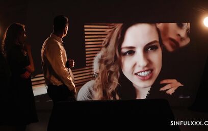 Вот для чего нужны перерывы на работе! Чтобы потрахаться!