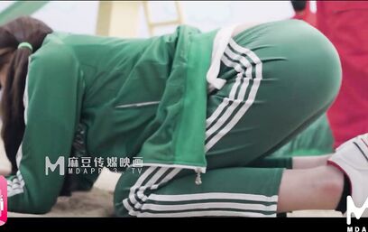 Игра в кальмара: уровень с печеньем. Облизывай все что скажут