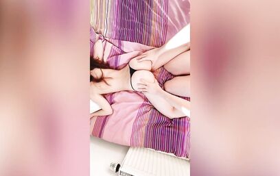 И солнце светит, и хуй внутри