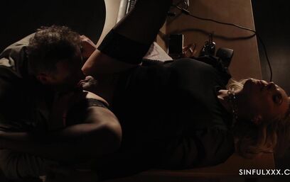 Вечер пятницы для секретарши будет запоминающимся