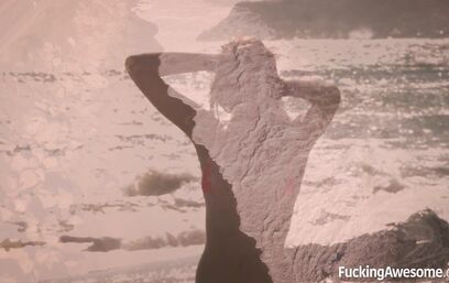 С такими игрушками компания не нужна