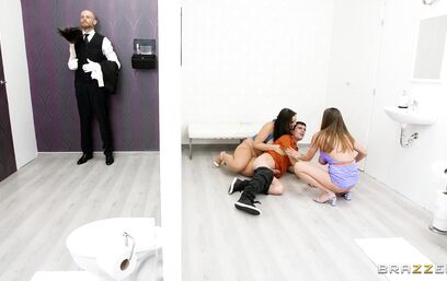 Случайное попадание членом в дырку