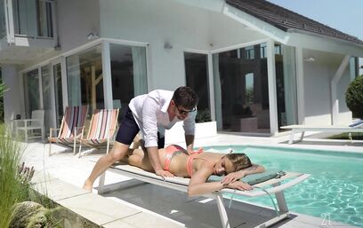 Без анального опыта ничего бы не вошло