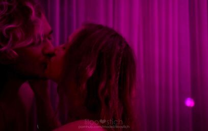 Пошлость в багровых тонах