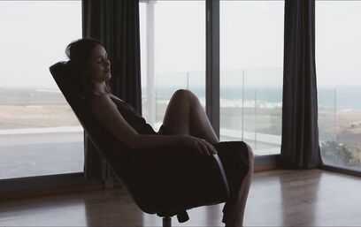 В мечтах о чем-то большем