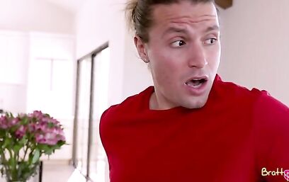 Маленькие, а тискать охота