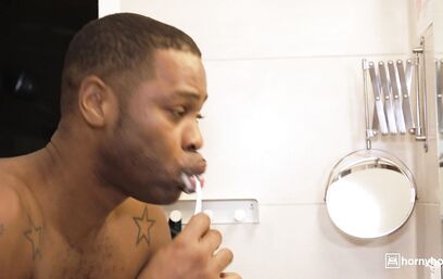 Все хотят межрасовый анал с Мией Блоу