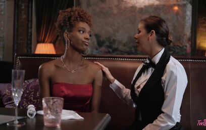 Грустить можно стильно и сексуально