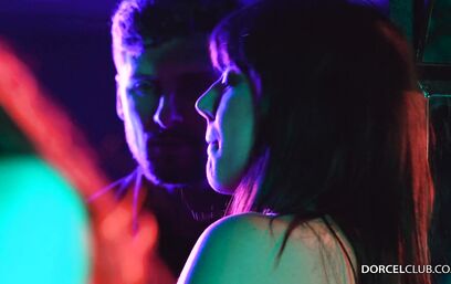 Порука мокрой киски