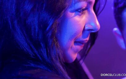 Порука мокрой киски