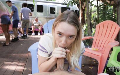 Поебемся, пока никто не смотрит