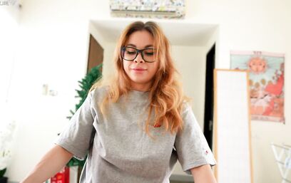 Залайкаем киску Насти?