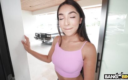 Мэди хочет жесткого секса