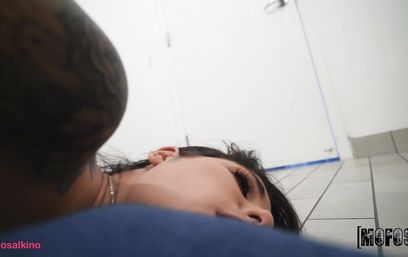 Подарил латинке на день рождения шикарный секс и бурный оргазм