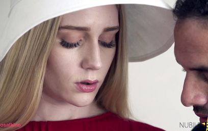 Прикинуться скромняшкой и совратить будущего священника? Нет ничего проще