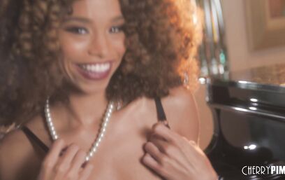 Талант лишь в одном - заводить 101% мужчин планеты