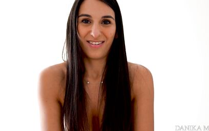 И попробуй не влюбиться в утренний анал