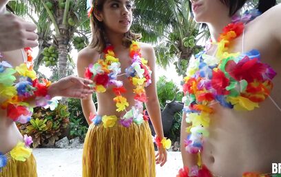 Если нет выпивки, доставай член!