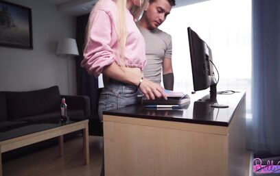 Алгебра не заходит, приходится снова рвать задницу