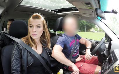 Денежки заставят отсосать и замужнюю