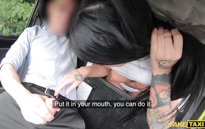 Горячая попутчица без денег, но с предложением пошалить