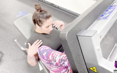 Задок, в который хочется нырять полностью