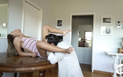 Новый день - новая девочка на стволе